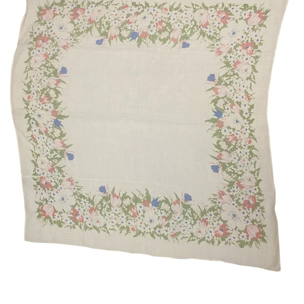 Vintage 1960s Retro Floral Square Kitchen Table Cloth Linens